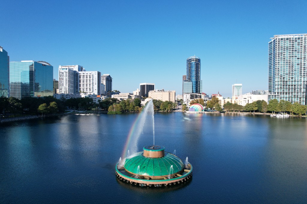 Lake Eola Park and fountain, Orlando, Florida